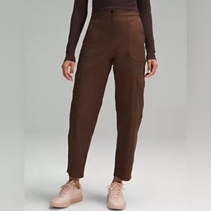 Lululemon Light Utilitech Cargo Pocket High-Rise Pant